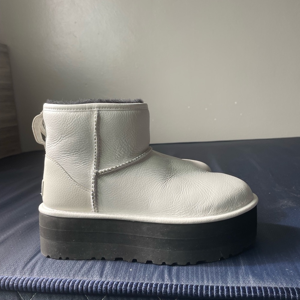 UGG Mini Platforms
